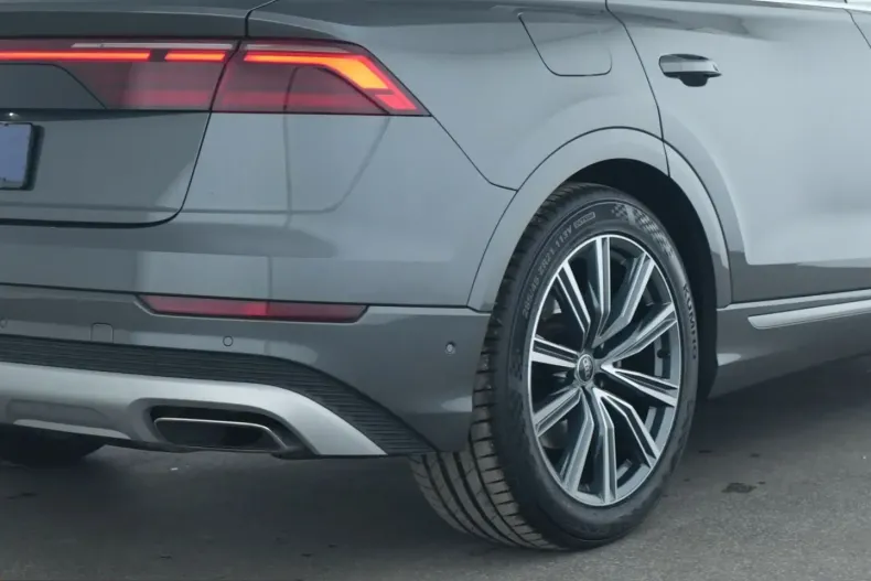 Audi Q8 din 2024 cu 28.683 km - oferta AUD205049 - foto 13