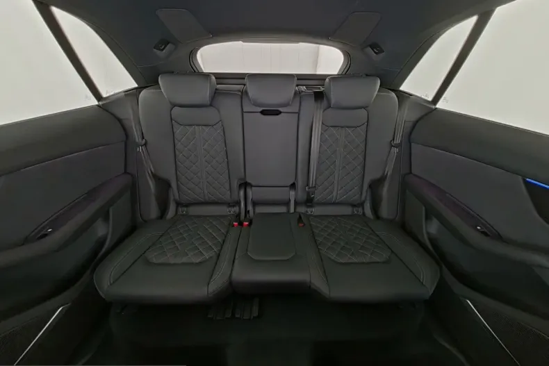 Audi Q8 din 2024 cu 28.683 km - oferta AUD205049 - foto 16