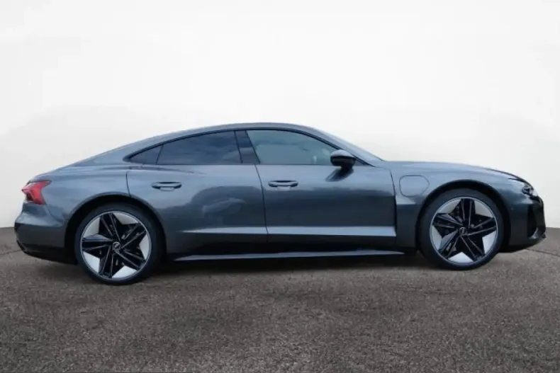 Audi e-tron GT din 2022 cu 68.339 km - oferta AUD205050 - foto 6