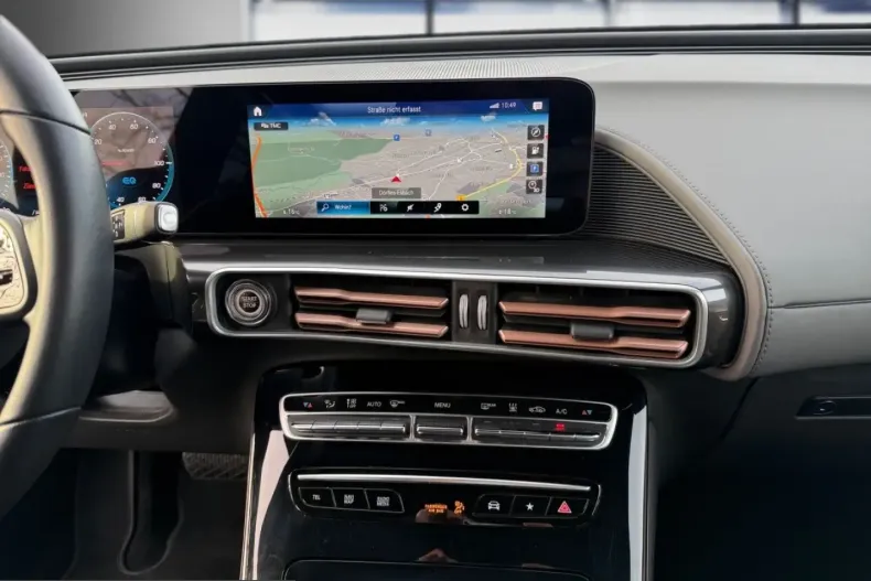 Mercedes-Benz EQC din 2022 cu 71.607 km - oferta MER205053 - foto 3