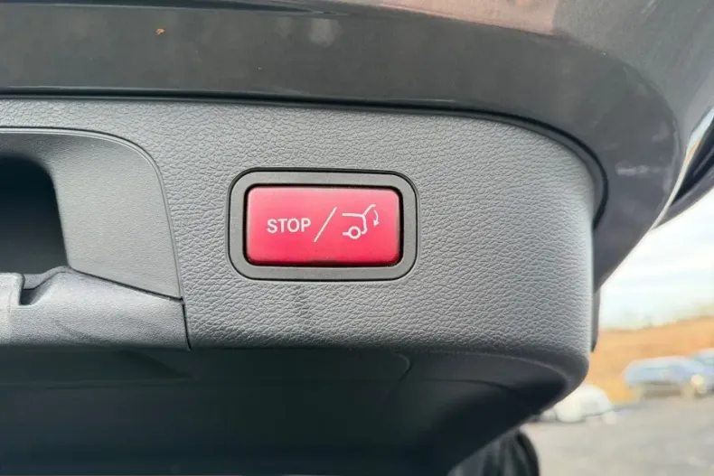 Mercedes-Benz EQC din 2022 cu 71.607 km - oferta MER205053 - foto 12