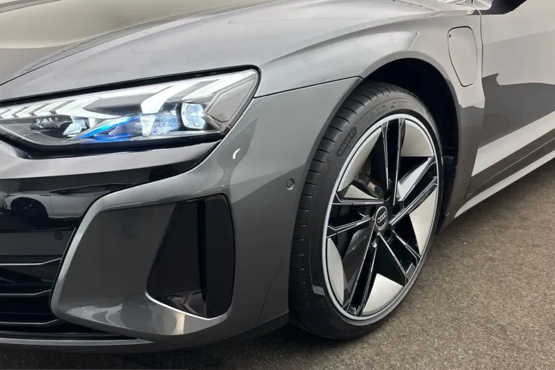 Audi e-tron GT din 2022 cu 69.680 km - oferta AUD205054 - foto 6