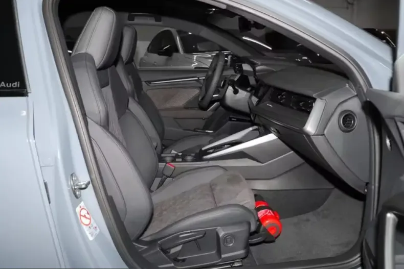 Audi RS3 din 2026 cu 50 km - oferta AUD205060 - foto 7