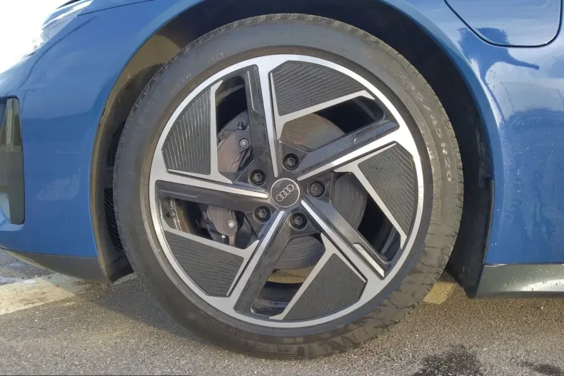 Audi e-tron GT din 2023 cu 30.300 km - oferta AUD205062 - foto 8