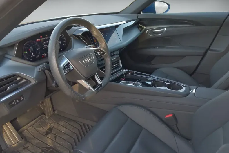 Audi e-tron GT din 2023 cu 30.300 km - oferta AUD205062 - foto 10