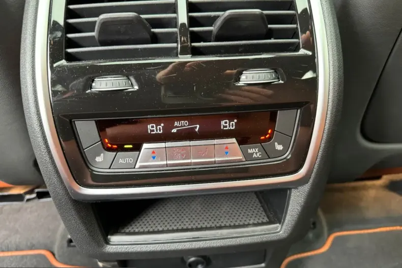 BMW X6 (Seria X) din 2024 cu 4.635 km - oferta BMW205064 - foto 18