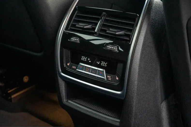 BMW X6 (Seria X) din 2024 cu 19.999 km - oferta BMW205074 - foto 14