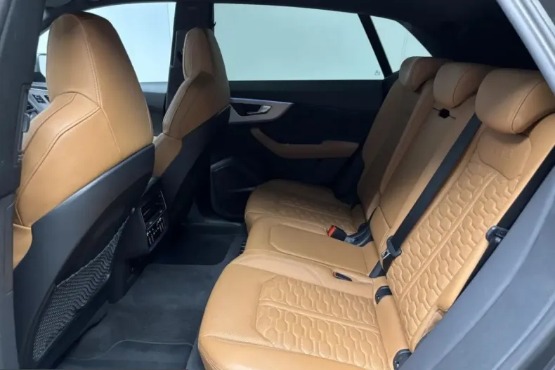 Audi RSQ8 din 2022 cu 69.954 km - oferta AUD205076 - foto 6