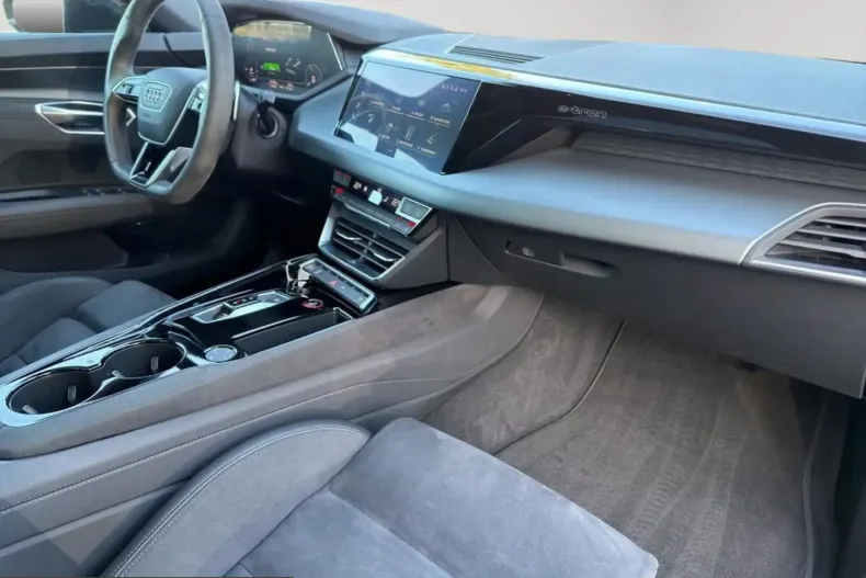 Audi e-tron GT din 2023 cu 57.400 km - oferta AUD205082 - foto 10
