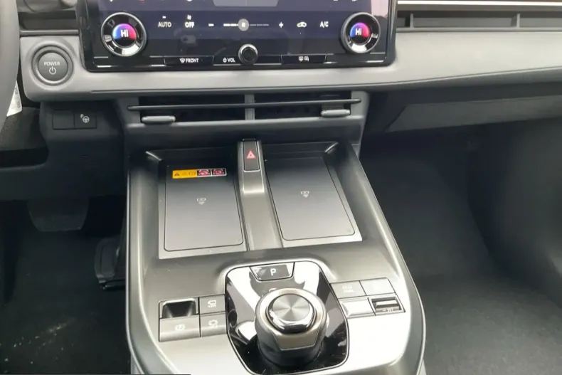 Toyota bZ4X din 2025 cu 3.500 km - oferta TOY205085 - foto 18