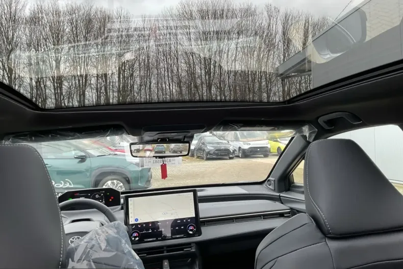 Toyota bZ4X din 2025 cu 3.500 km - oferta TOY205085 - foto 19