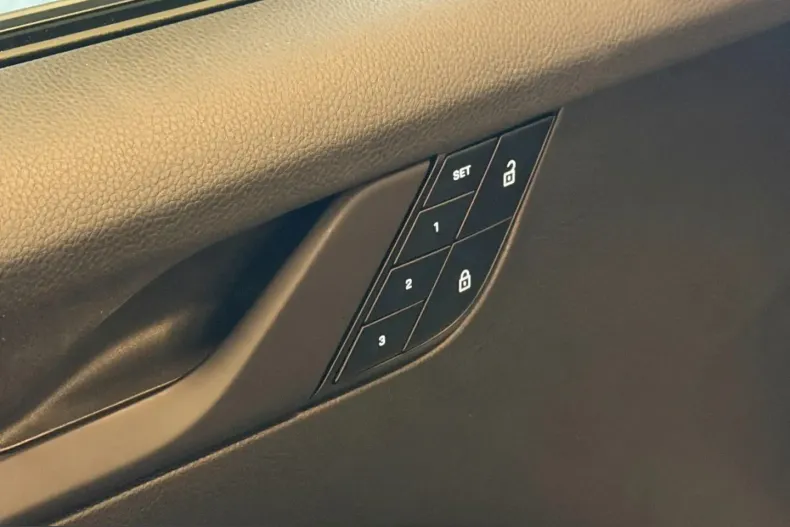 Porsche 911 din 2024 cu 2.249 km - oferta POR205093 - foto 21