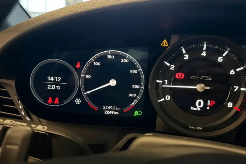 Porsche 911 din 2024 cu 2.249 km - oferta POR205093 - foto 35