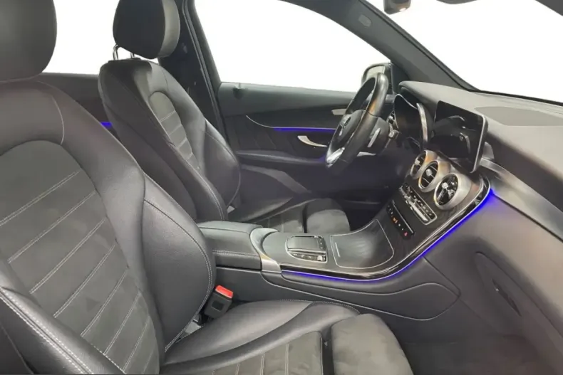 Mercedes-Benz GLC 200 (Clasa GLC) din 2021 cu 60.232 km - oferta MER205098 - foto 4