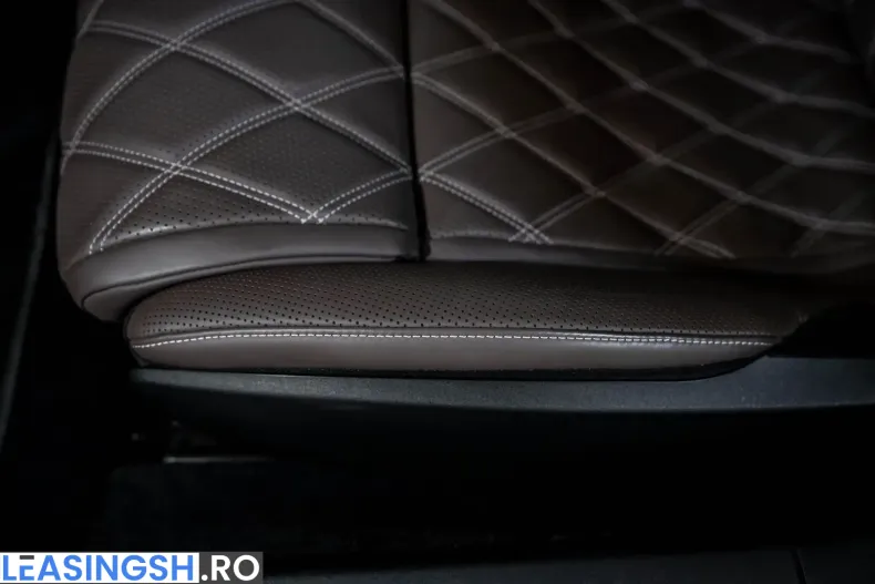 Mercedes-Benz SL 63 AMG (Clasa SL) din 2023 cu 23.000 km - oferta MER205100 - foto 36