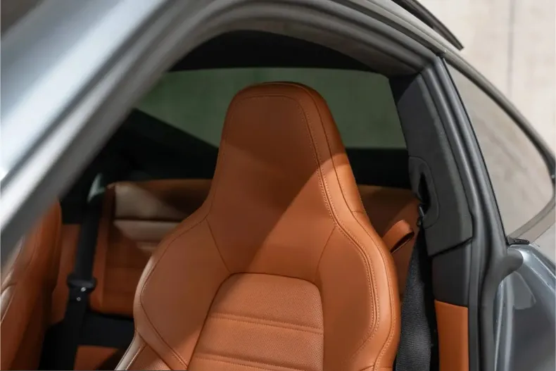 Porsche 911 din 2024 cu 5.200 km - oferta POR205103 - foto 37