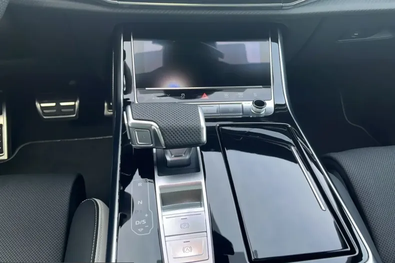 Audi RSQ8 din 2024 cu 3.753 km - oferta AUD205105 - foto 13