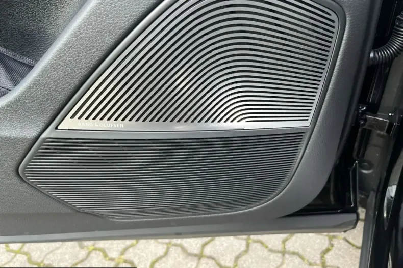 Audi RSQ8 din 2024 cu 3.753 km - oferta AUD205105 - foto 25