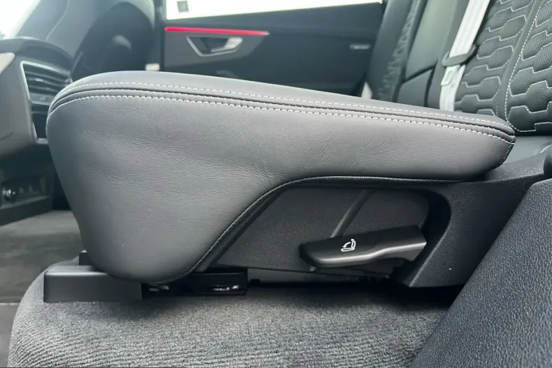 Audi RSQ8 din 2024 cu 3.753 km - oferta AUD205105 - foto 29