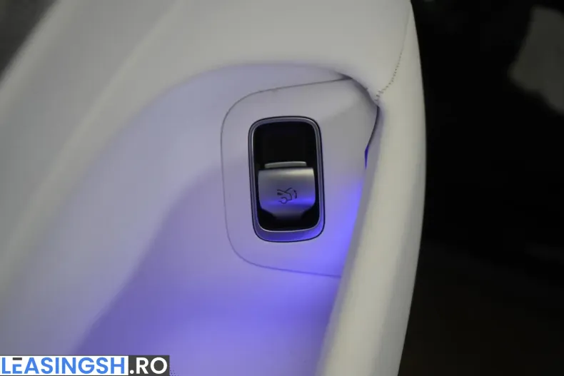 Mercedes-Benz S 680 (Clasa S) din 2023 cu 13.000 km - oferta MER205107 - foto 39