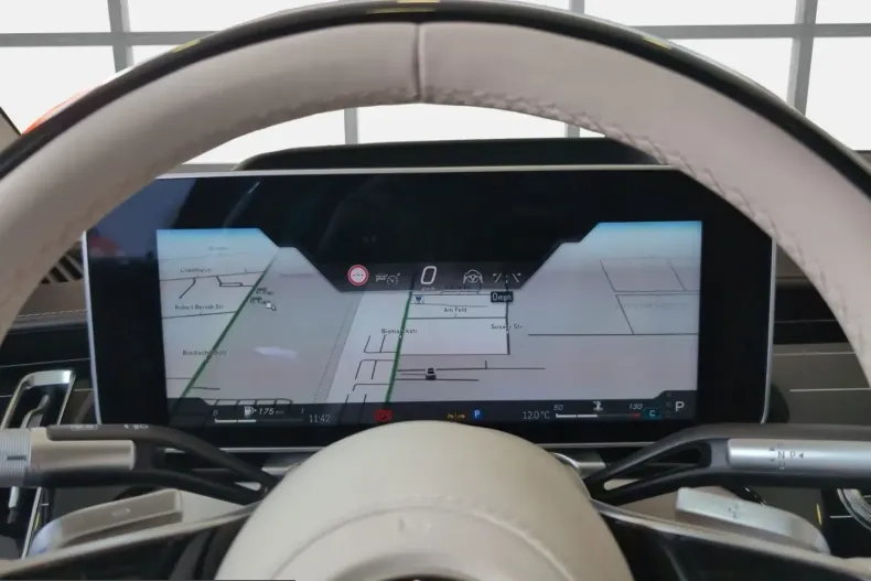 Mercedes-Benz S 680 (Clasa S) din 2024 cu 21.813 km - oferta MER205108 - foto 12