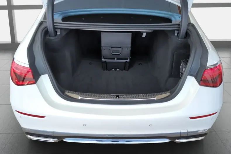 Mercedes-Benz S 680 (Clasa S) din 2024 cu 21.813 km - oferta MER205108 - foto 19