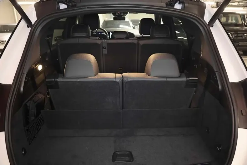 Mercedes-Benz GLE 450 (Clasa GLE) din 2025 cu 8.950 km - oferta MER205113 - foto 16