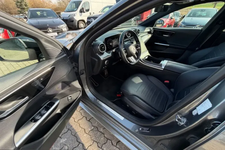 Mercedes-Benz C 180 (Clasa C) din 2022 cu 65.000 km - oferta MER205114 - foto 5