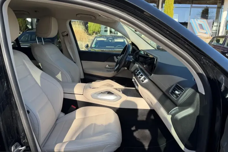 Mercedes-Benz GLE 400 (Clasa GLE) din 2022 cu 75.000 km - oferta MER205116 - foto 2