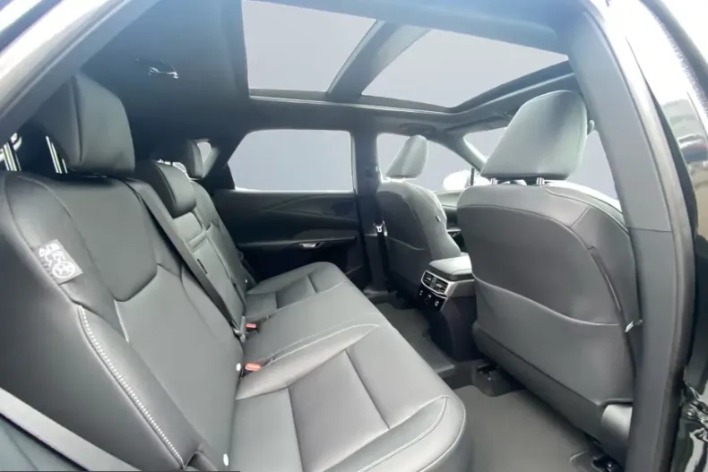 Lexus RX 450 din 2026 cu 50 km - oferta LEX205118 - foto 9