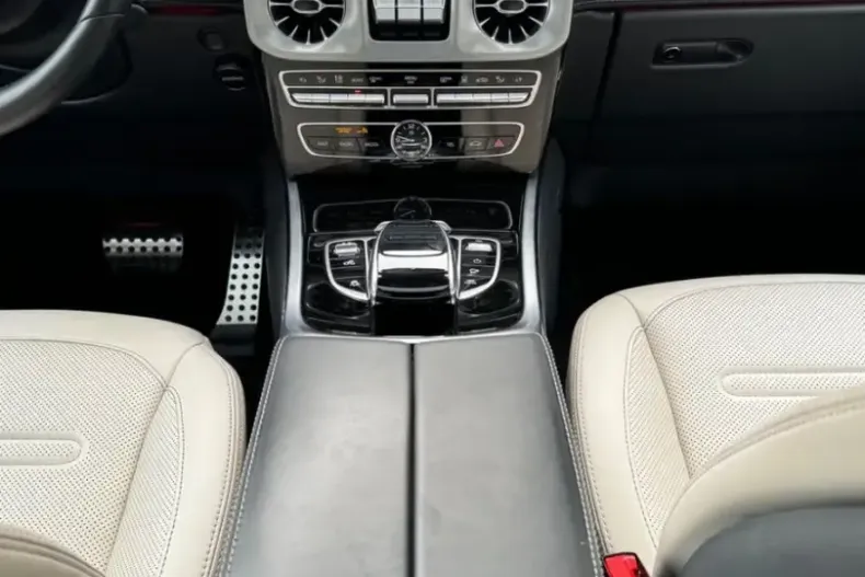 Mercedes-Benz G 400 (Clasa G) din 2023 cu 33.500 km - oferta MER205121 - foto 10