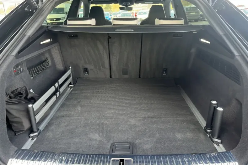 Audi RSQ8 din 2024 cu 3.753 km - oferta AUD205122 - foto 31