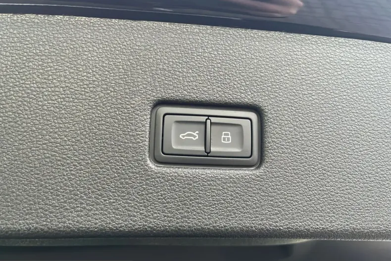 Audi RSQ8 din 2024 cu 3.753 km - oferta AUD205122 - foto 32