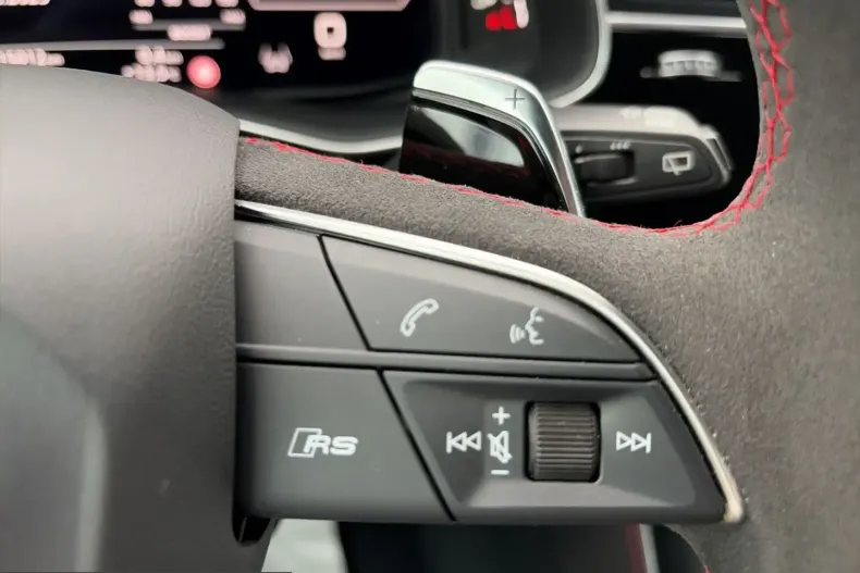 Audi RSQ8 din 2024 cu 15.010 km - oferta AUD205123 - foto 20