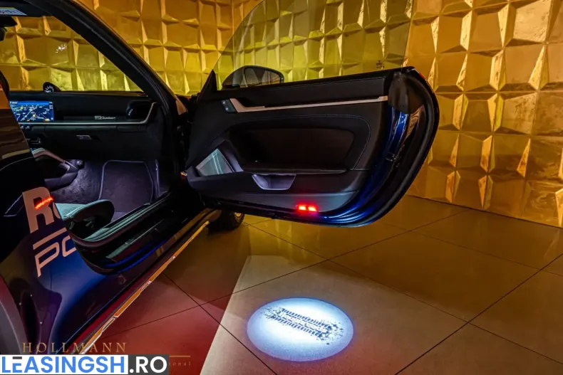 Porsche 992 din 2023 cu 2.950 km - oferta POR205127 - foto 12