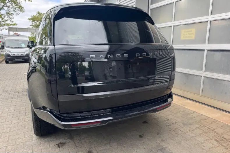 Land Rover Range Rover din 2024 cu 4.000 km - oferta LAN205128 - foto 3