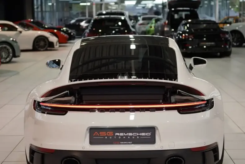 Porsche 992 din 2024 cu 4.500 km - oferta POR205137 - foto 11