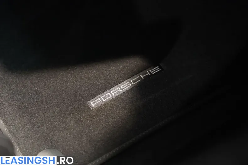 Porsche 992 din 2024 cu 4.500 km - oferta POR205137 - foto 25