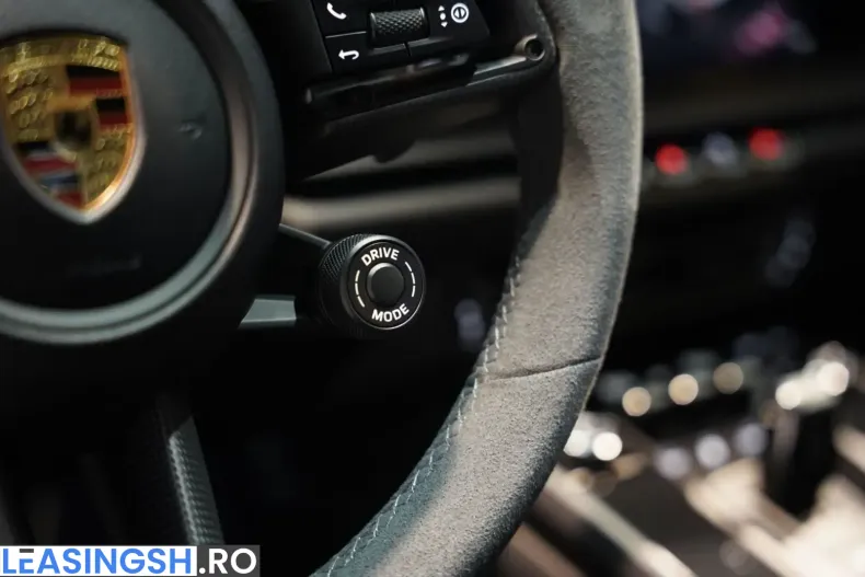 Porsche 992 din 2024 cu 4.500 km - oferta POR205137 - foto 31