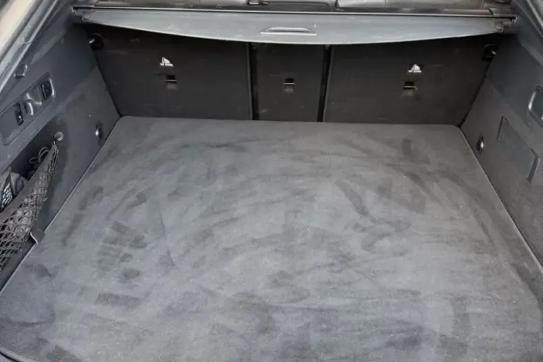 Mercedes-Benz GLC 200 (Clasa GLC) din 2024 cu 15.500 km - oferta MER205148 - foto 6