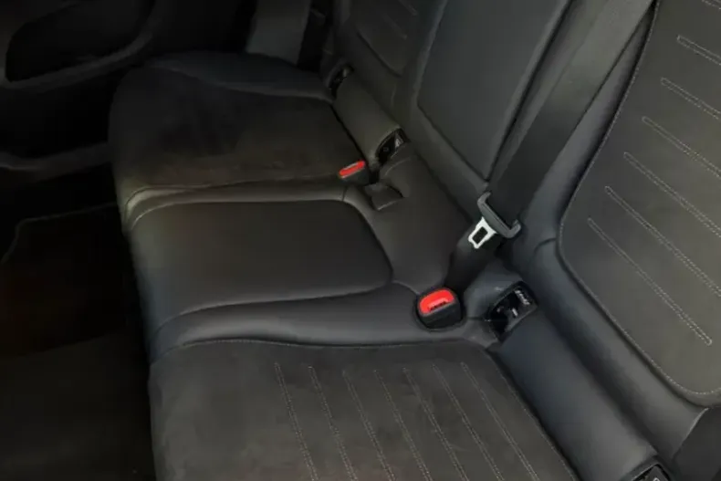 Mercedes-Benz GLC 200 (Clasa GLC) din 2024 cu 15.500 km - oferta MER205148 - foto 10