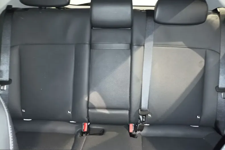 Hyundai Kona Elektro din 2024 cu 14.051 km - oferta HYU205149 - foto 9