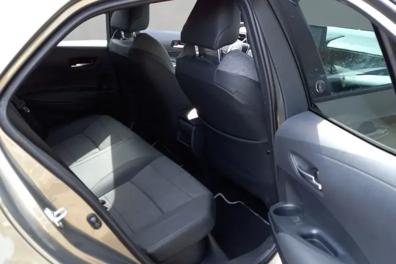 Toyota Corolla din 2023 cu 34.350 km - oferta TOY205159 - foto 19