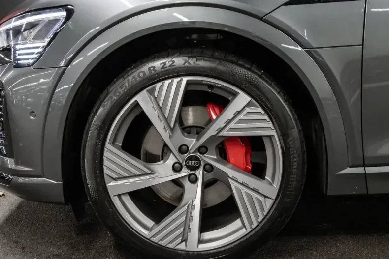 Audi Q8 e-tron din 2025 cu 4.458 km - oferta AUD205162 - foto 9