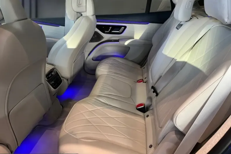 Mercedes-Benz EQS SUV din 2023 cu 38.900 km - oferta MER205166 - foto 8