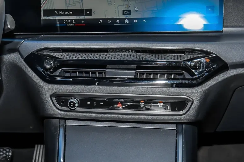 BMW 420i (Seria 4) din 2024 cu 12.804 km - oferta BMW205167 - foto 12