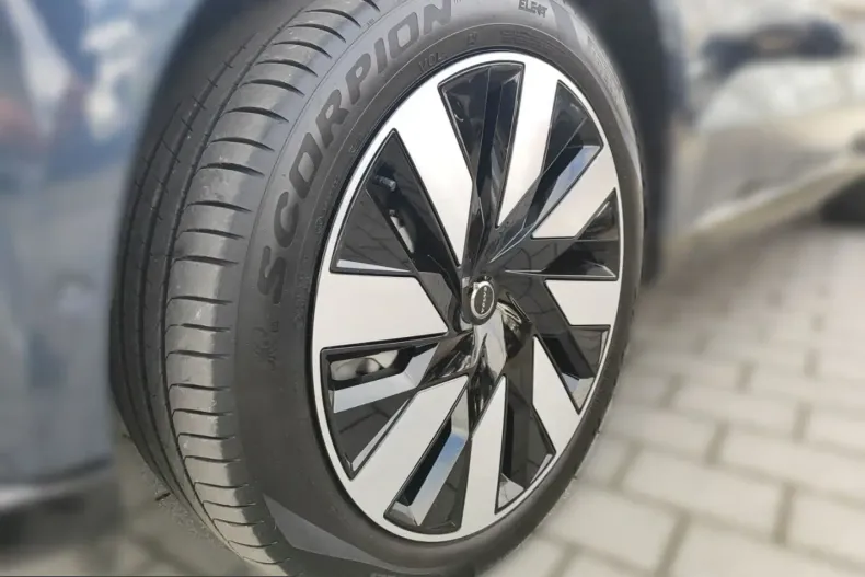 Volvo EX90 din 2025 cu 7.880 km - oferta VOL205175 - foto 10