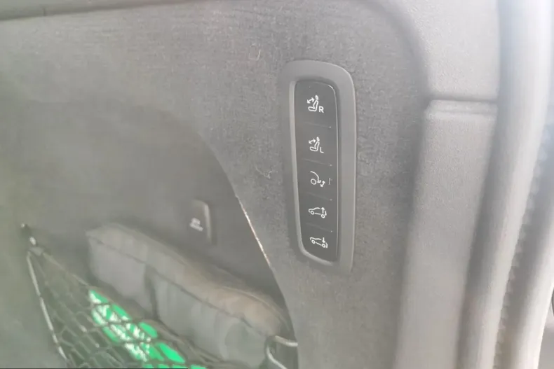 Volvo EX90 din 2025 cu 7.880 km - oferta VOL205175 - foto 24