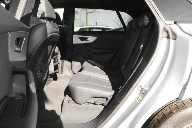 Audi Q8 din 2025 cu 18.820 km - oferta AUD205177 - foto 5