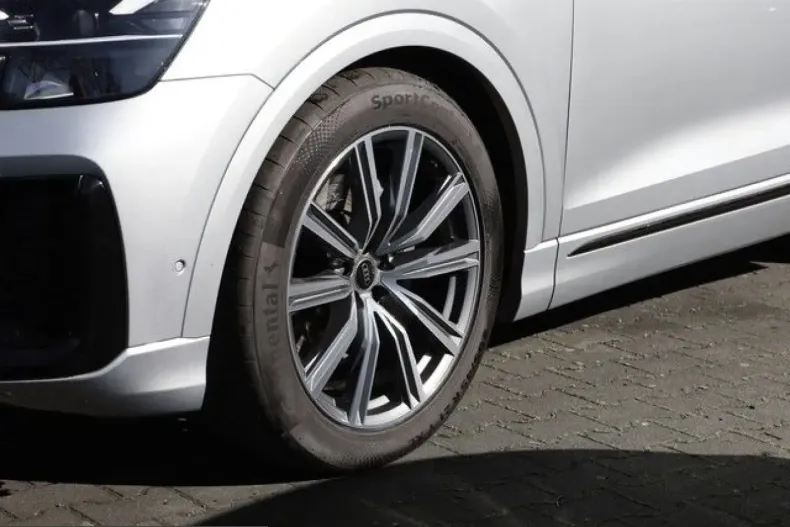 Audi Q8 din 2025 cu 18.820 km - oferta AUD205177 - foto 8